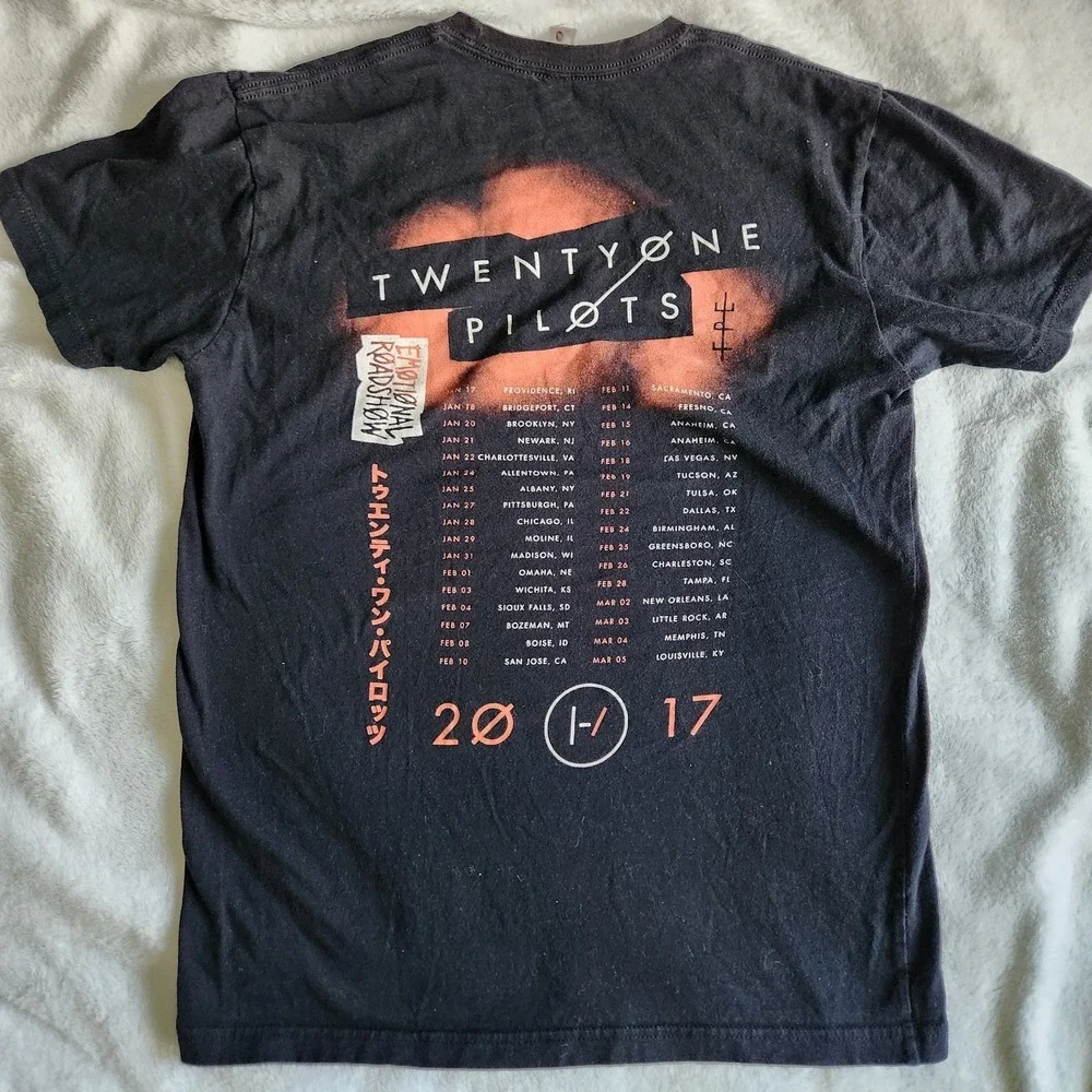 Twenty One Pilots Emotional Roadshow Tour 2017 Top Official T-Shirt Black Small - Picture 2 of 6